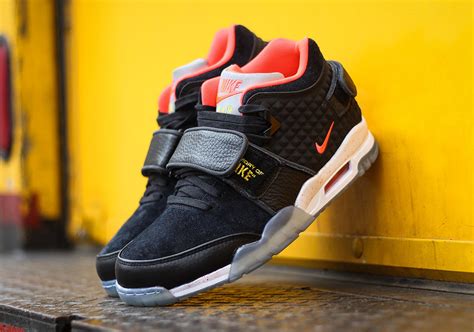 nike air trainer victor cruz|Nike Air Trainer v cruz.